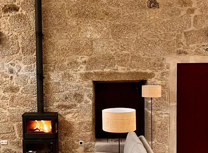 ファームステイ Quinta Da Porta - Solar De Vale de Prazeres