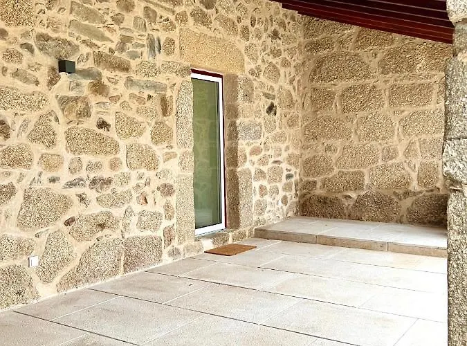 ファームステイ Quinta Da Porta - Solar De Vale de Prazeres