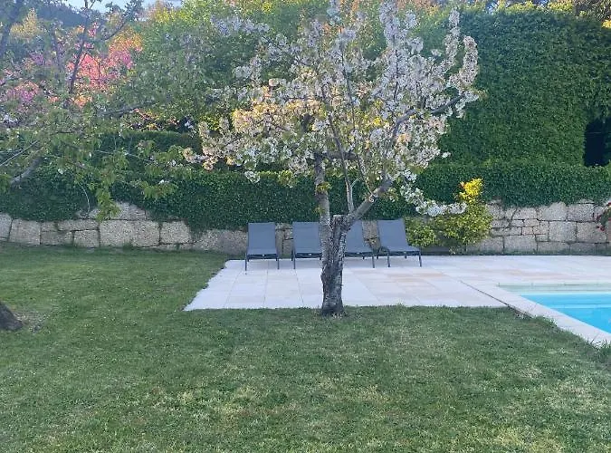 ファームステイ Quinta Da Porta - Solar De Vale de Prazeres